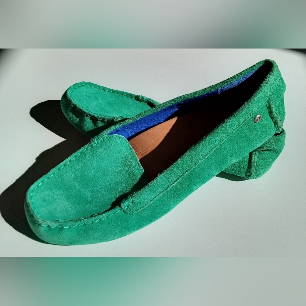 Ugg Green Suede Moccasin - Picture 3 of 5